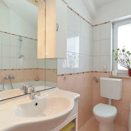Eda 1873 Apartment Pula