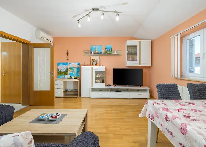 Eda 1873 Apartment