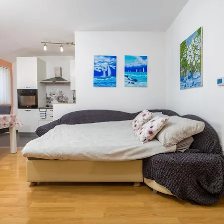 Apartamento Eda 1873 Pula